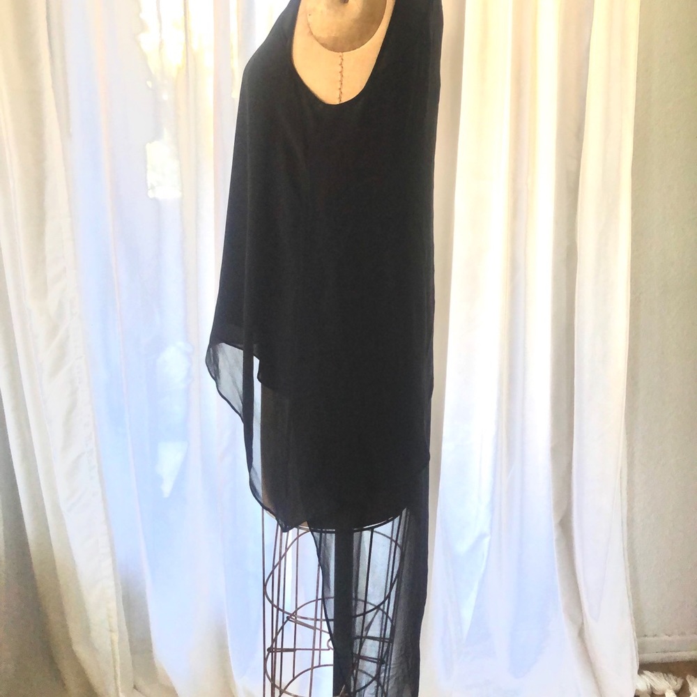 BCBG MaxAzria - Picture 3 of 8
